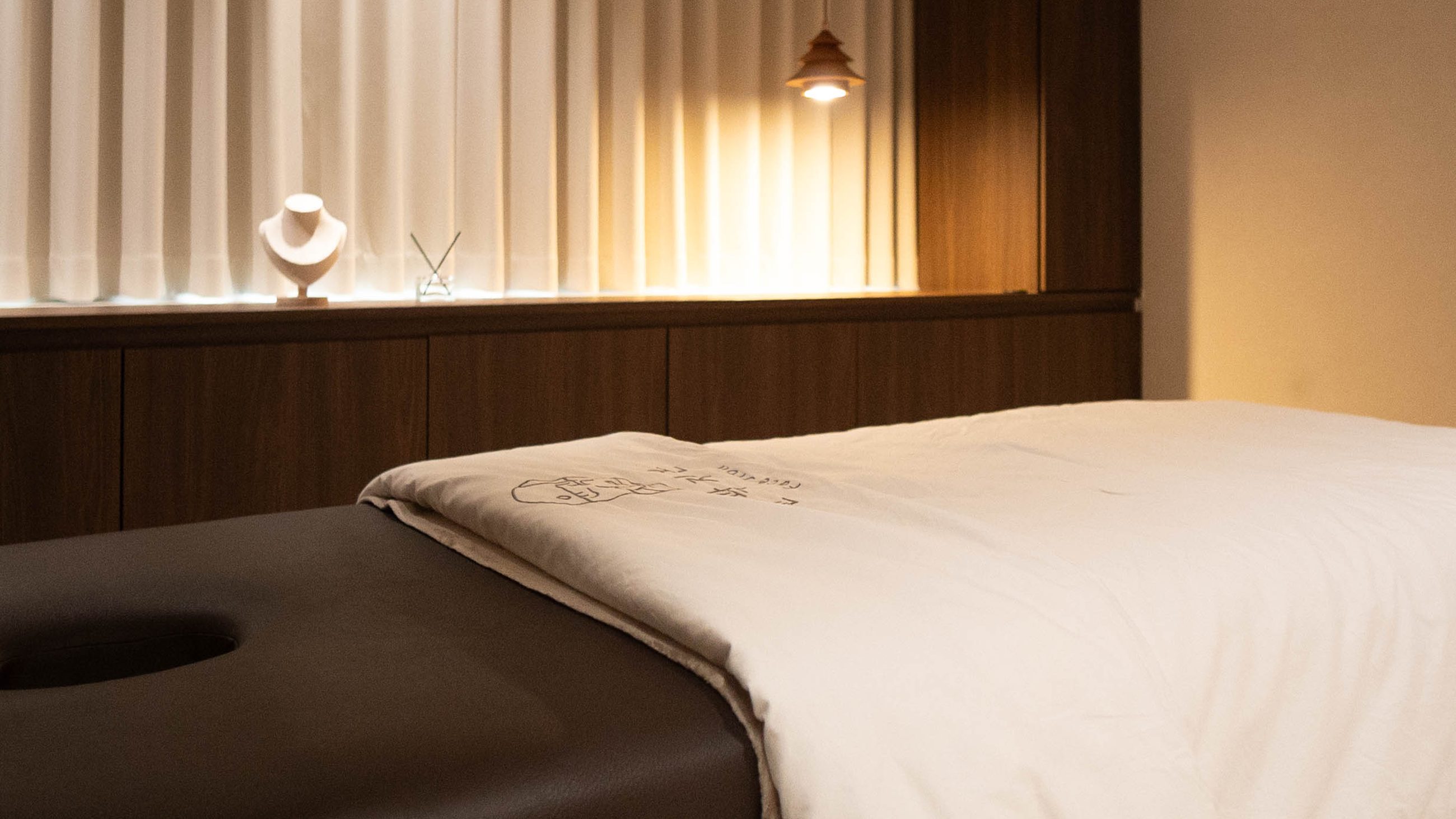 Private treatment room at Face Jion, Cheongdam